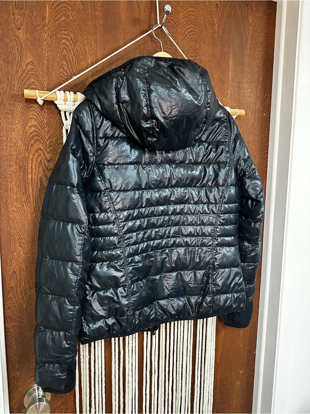 Lolë Packable Puffer Jacket - Picture 6 of 6